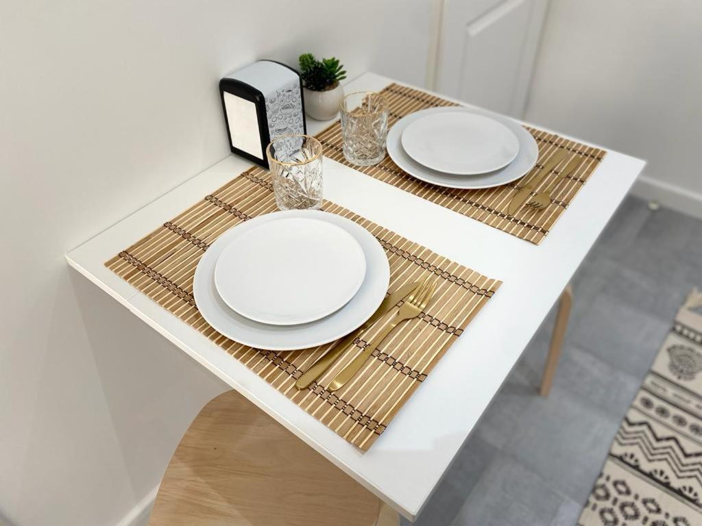 Studio Cosy En Plein Coeur De Soissons Apartment ภายนอก รูปภาพ